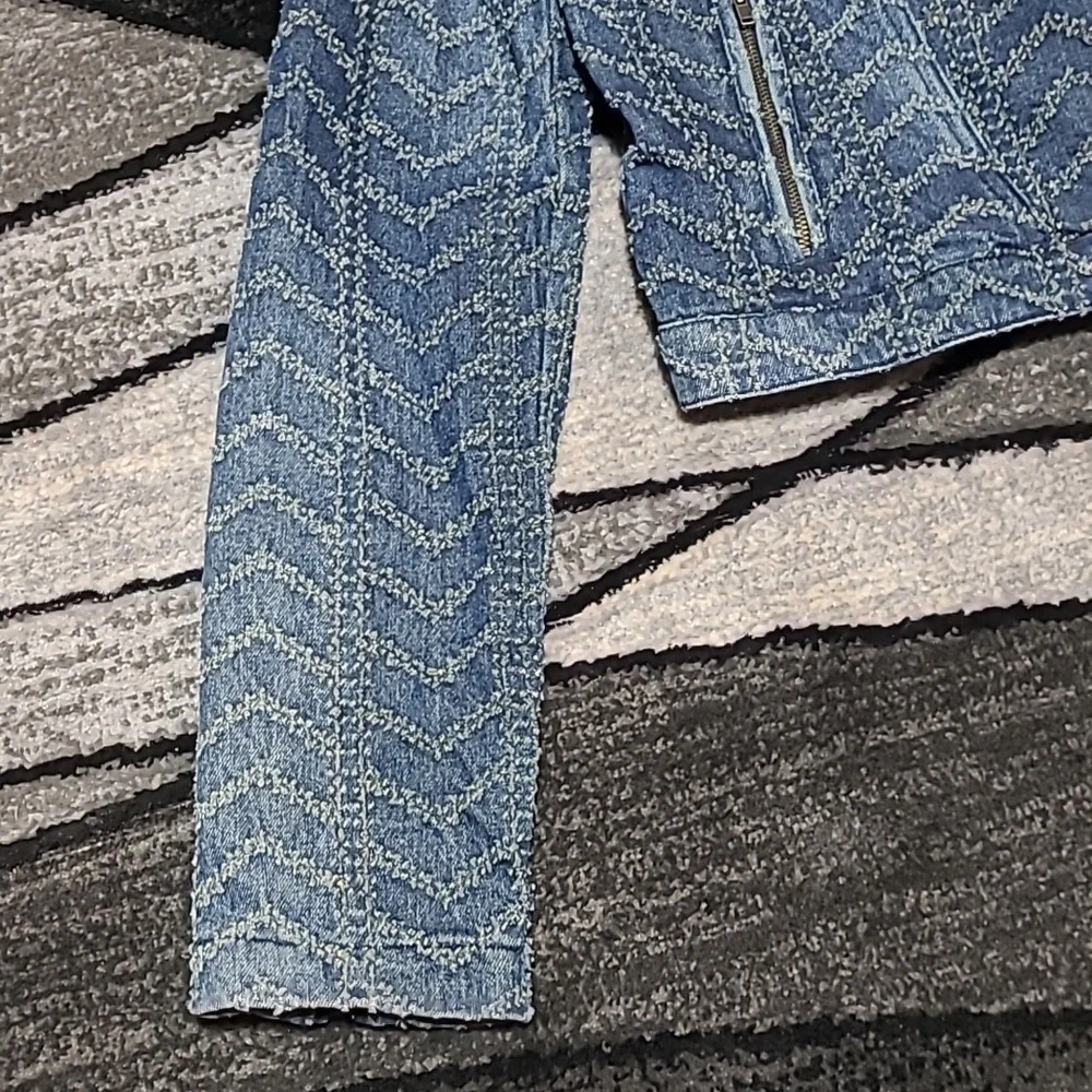 FREE PEOPLE FULL-ZIP HERRINGBONE PATTERN DENIM JACKET - Picture 6 of 16
